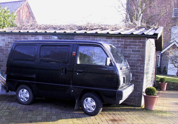 R-R PIII - a van load of V12 engine