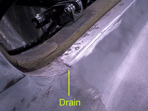 PIII windscreen drain